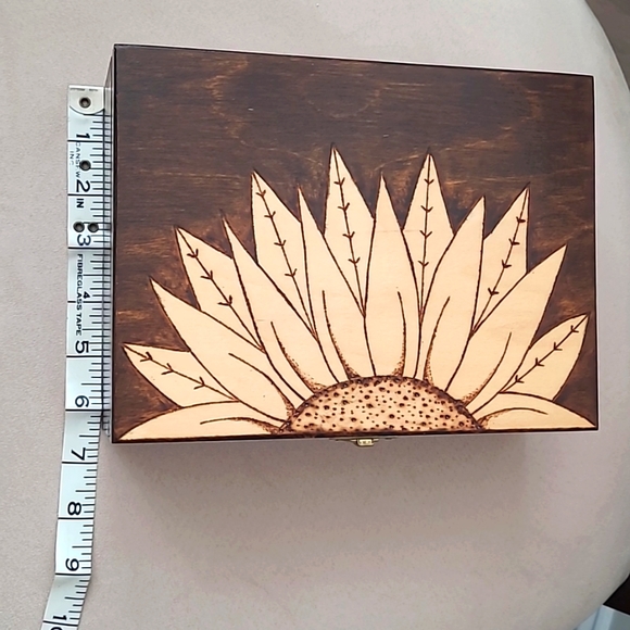 Hand-made Wooden decorative jewelry/craft box - Picture 7 of 9